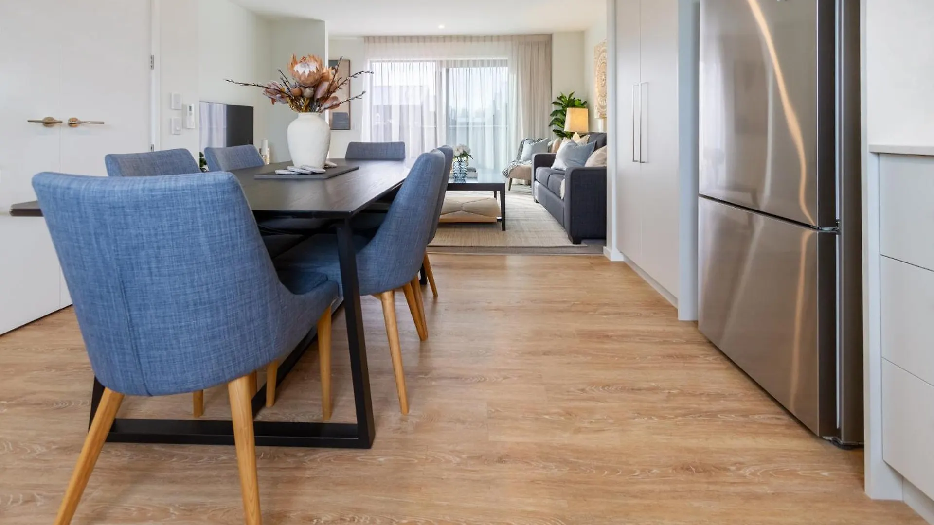 Relaxing City Hideaway - 2 Bed In Christchurch Cbd Apartament