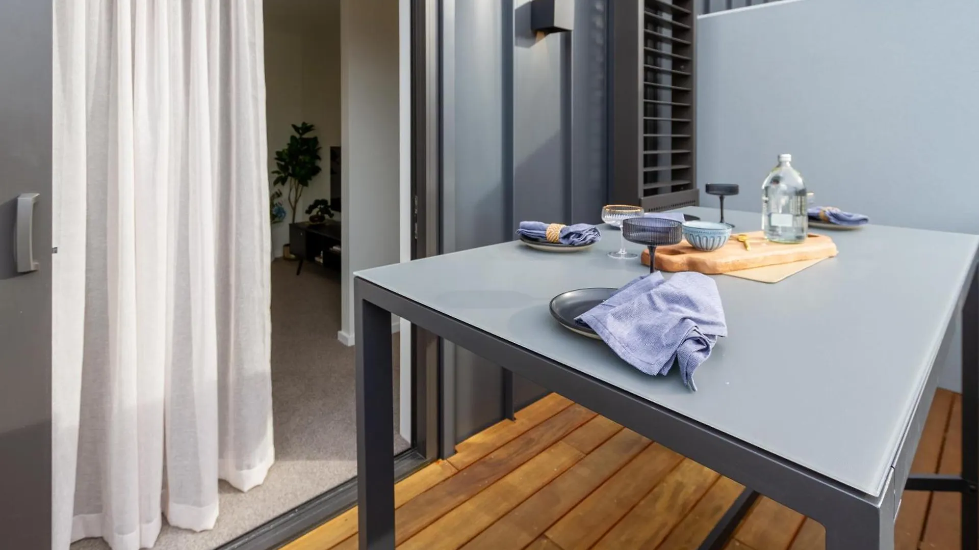 Relaxing City Hideaway - 2 Bed In Christchurch Cbd Apartament